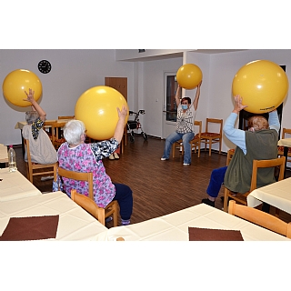 miniatura Cvičení s balóny